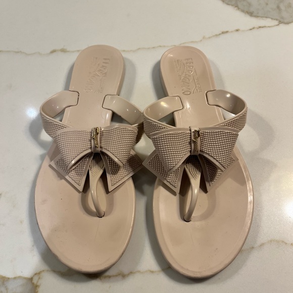 Salvatore Ferragamo Jelly slides - Picture 2 of 2